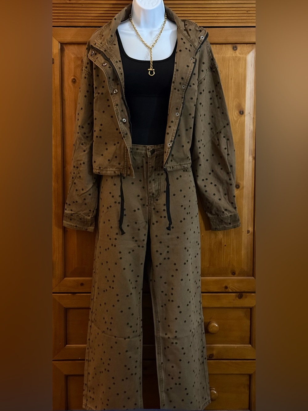 Women’s Brown Polka Dot Jacket and Barrel Jeans Set